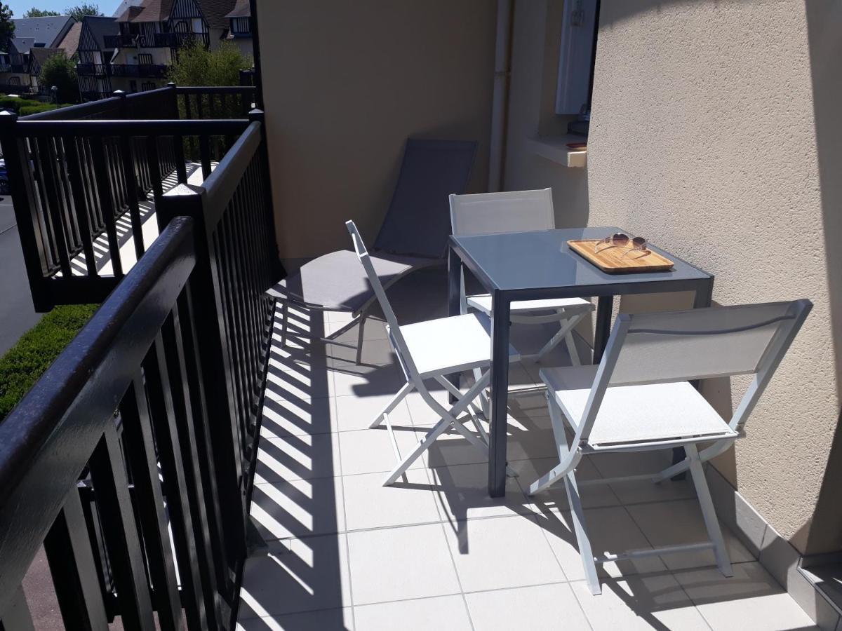 Charmante Villegiature A 150M De La Plage Cabourg Luaran gambar